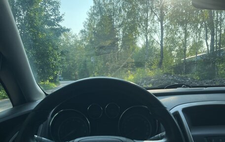 Opel Astra J, 2010 год, 800 000 рублей, 11 фотография