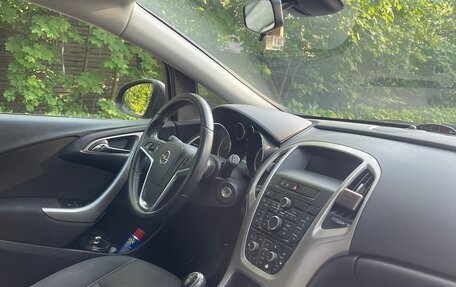 Opel Astra J, 2010 год, 800 000 рублей, 8 фотография