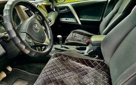 Toyota RAV4, 2013 год, 2 310 000 рублей, 9 фотография