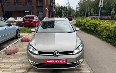 Volkswagen Golf VII, 2019 год, 1 390 000 рублей, 2 фотография