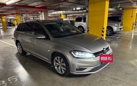 Volkswagen Golf VII, 2019 год, 1 390 000 рублей, 9 фотография