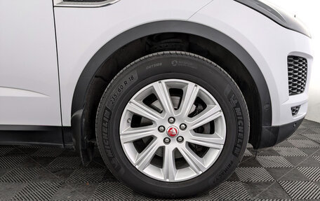 Jaguar E-Pace, 2018 год, 2 750 000 рублей, 18 фотография