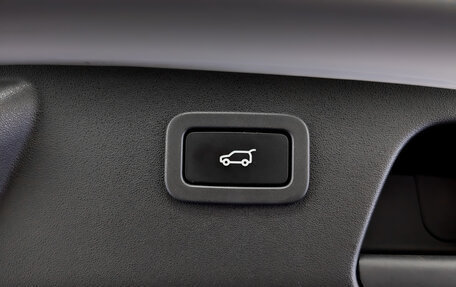 Jaguar E-Pace, 2018 год, 2 750 000 рублей, 26 фотография