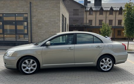 Toyota Avensis III рестайлинг, 2004 год, 800 000 рублей, 3 фотография