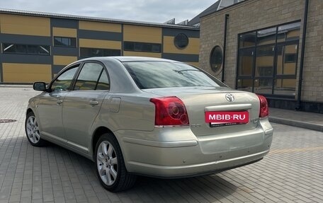 Toyota Avensis III рестайлинг, 2004 год, 800 000 рублей, 4 фотография
