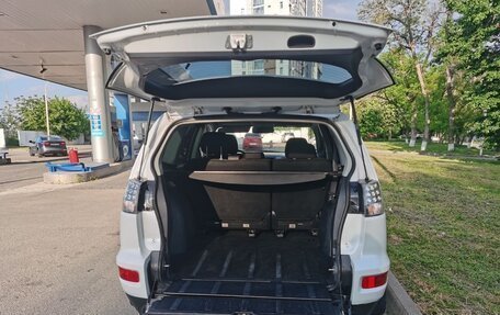 Mitsubishi Outlander III рестайлинг 3, 2011 год, 1 040 000 рублей, 11 фотография