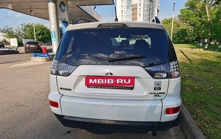 Mitsubishi Outlander III рестайлинг 3, 2011 год, 1 040 000 рублей, 12 фотография