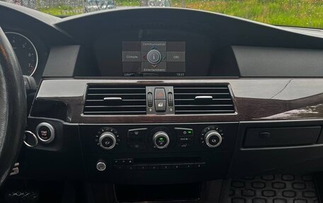 BMW 5 серия, 2008 год, 1 500 000 рублей, 8 фотография
