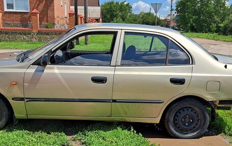 Hyundai Accent II, 2004 год, 260 000 рублей, 2 фотография