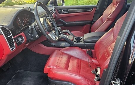 Porsche Cayenne III, 2018 год, 5 300 000 рублей, 18 фотография