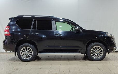 Toyota Land Cruiser Prado 150 рестайлинг 2, 2016 год, 3 900 000 рублей, 4 фотография