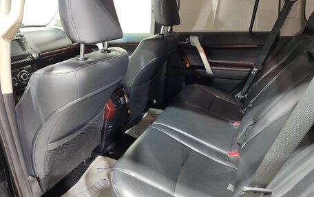 Toyota Land Cruiser Prado 150 рестайлинг 2, 2016 год, 3 900 000 рублей, 18 фотография