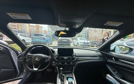 Honda Accord IX рестайлинг, 2020 год, 1 900 000 рублей, 7 фотография