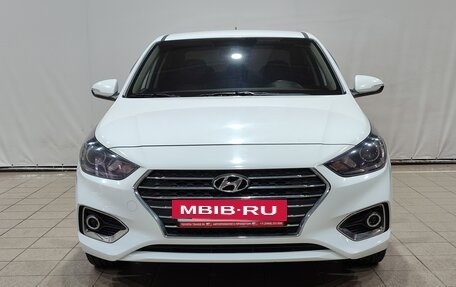 Hyundai Solaris II рестайлинг, 2017 год, 1 300 000 рублей, 2 фотография