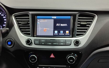 Hyundai Solaris II рестайлинг, 2017 год, 1 300 000 рублей, 16 фотография