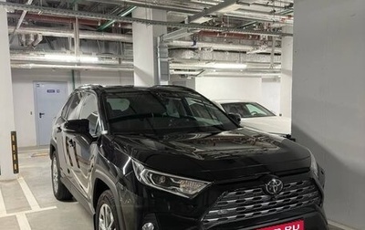 Toyota RAV4, 2021 год, 3 499 000 рублей, 1 фотография