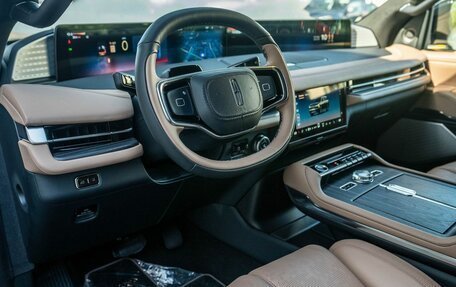 Lincoln Navigator, 2025 год, 17 900 000 рублей, 27 фотография