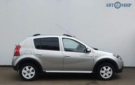 Renault Sandero I, 2014 год, 920 000 рублей, 4 фотография