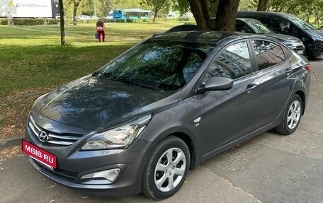 Hyundai Solaris II рестайлинг, 2016 год, 950 000 рублей, 7 фотография