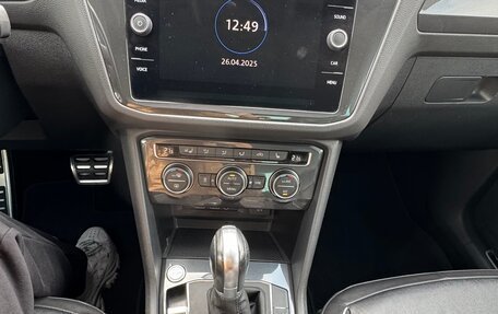 Volkswagen Tiguan II, 2019 год, 3 299 000 рублей, 6 фотография