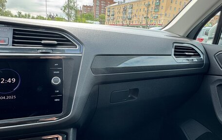 Volkswagen Tiguan II, 2019 год, 3 299 000 рублей, 10 фотография
