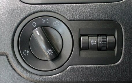 Volkswagen Polo VI (EU Market), 2011 год, 590 000 рублей, 13 фотография