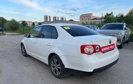 Volkswagen Jetta VI, 2008 год, 520 000 рублей, 2 фотография