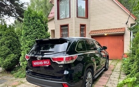 Toyota Highlander III, 2014 год, 2 925 000 рублей, 4 фотография