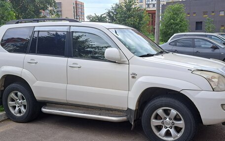 Toyota Land Cruiser Prado 120 рестайлинг, 2004 год, 1 385 000 рублей, 2 фотография