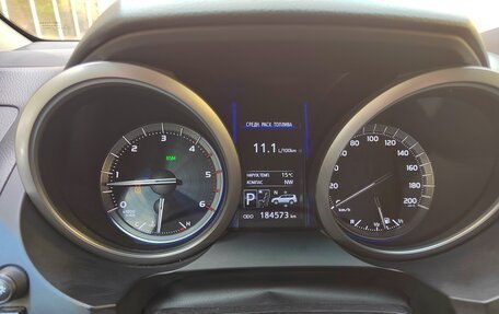 Toyota Land Cruiser Prado 150 рестайлинг 2, 2016 год, 4 100 000 рублей, 3 фотография
