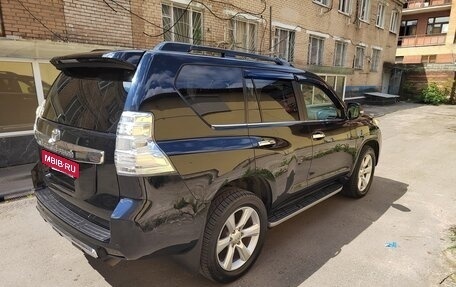 Toyota Land Cruiser Prado 150 рестайлинг 2, 2016 год, 4 100 000 рублей, 6 фотография