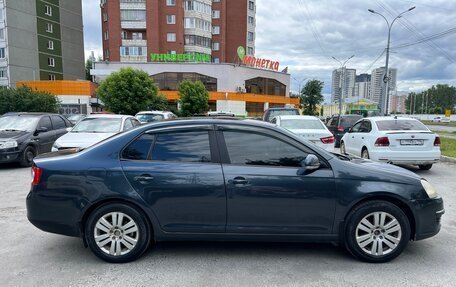 Volkswagen Jetta VI, 2007 год, 590 000 рублей, 2 фотография