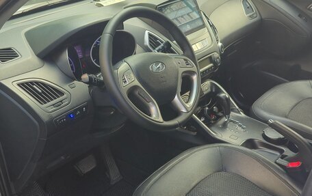 Hyundai ix35 I рестайлинг, 2011 год, 1 200 000 рублей, 10 фотография