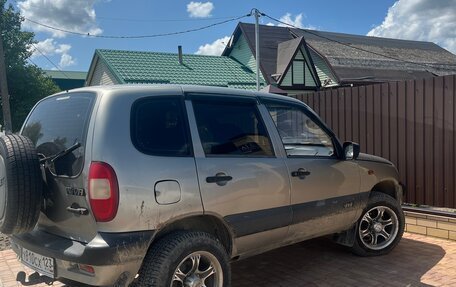 Chevrolet Niva I рестайлинг, 2007 год, 300 000 рублей, 2 фотография
