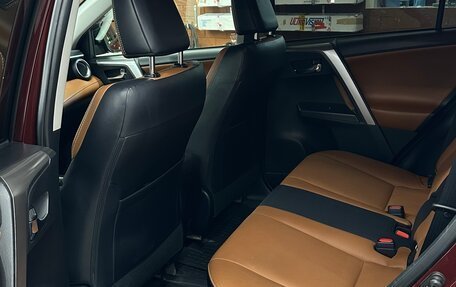 Toyota RAV4, 2016 год, 3 450 000 рублей, 14 фотография