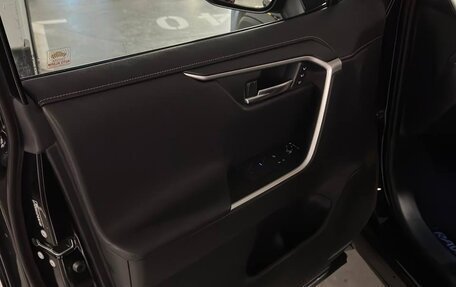 Toyota RAV4, 2021 год, 3 499 000 рублей, 11 фотография
