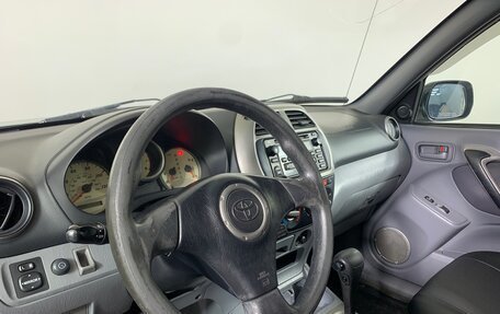 Toyota RAV4, 2002 год, 665 000 рублей, 11 фотография