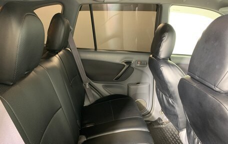 Toyota RAV4, 2002 год, 665 000 рублей, 17 фотография