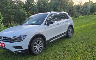 Volkswagen Tiguan II, 2019 год, 2 300 000 рублей, 1 фотография