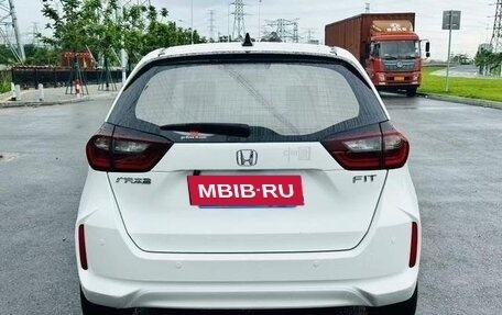 Honda Fit, 2021 год, 1 100 000 рублей, 3 фотография