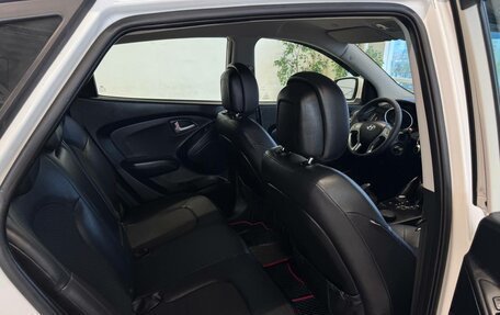 Hyundai ix35 I рестайлинг, 2013 год, 1 075 000 рублей, 10 фотография