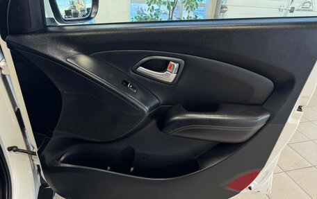 Hyundai ix35 I рестайлинг, 2013 год, 1 075 000 рублей, 16 фотография