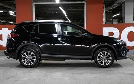 Toyota RAV4, 2019 год, 2 998 000 рублей, 4 фотография