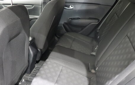 KIA Rio IV, 2018 год, 1 230 000 рублей, 18 фотография