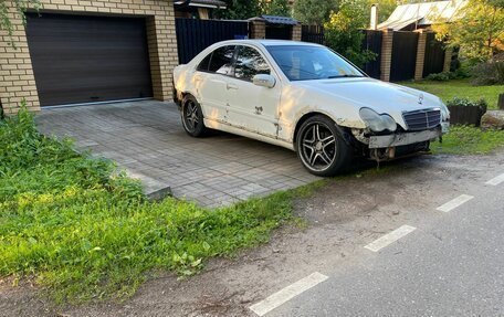 Mercedes-Benz C-Класс, 2000 год, 250 000 рублей, 5 фотография