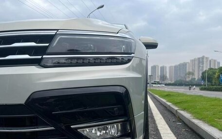 Volkswagen Tiguan II, 2020 год, 2 700 000 рублей, 9 фотография