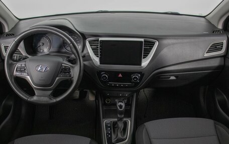 Hyundai Solaris II рестайлинг, 2019 год, 1 360 000 рублей, 13 фотография