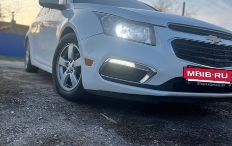 Chevrolet Cruze II, 2015 год, 820 000 рублей, 4 фотография