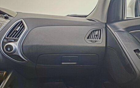 Hyundai ix35 I рестайлинг, 2012 год, 1 270 000 рублей, 13 фотография
