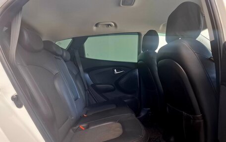 Hyundai ix35 I рестайлинг, 2012 год, 1 270 000 рублей, 18 фотография